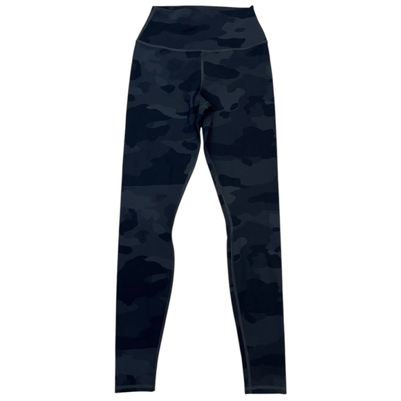 NWT Alo High-Waist Camo Vapor Legging in Black Camouflage Size Small - Picture 3 of 11